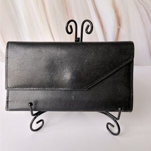 Timeless Black Long Leather Wallet – Sleek & Sophisticated